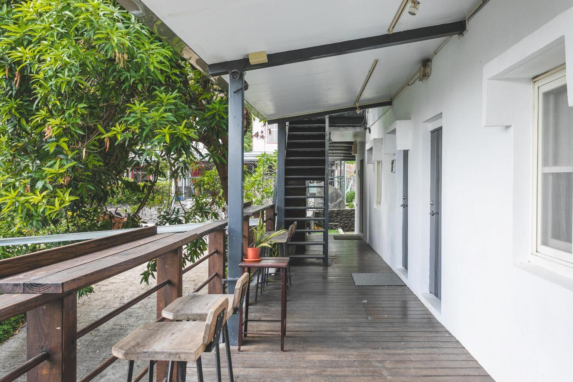 Tropical Low Boundary B&B Тонхэ Экстерьер фото