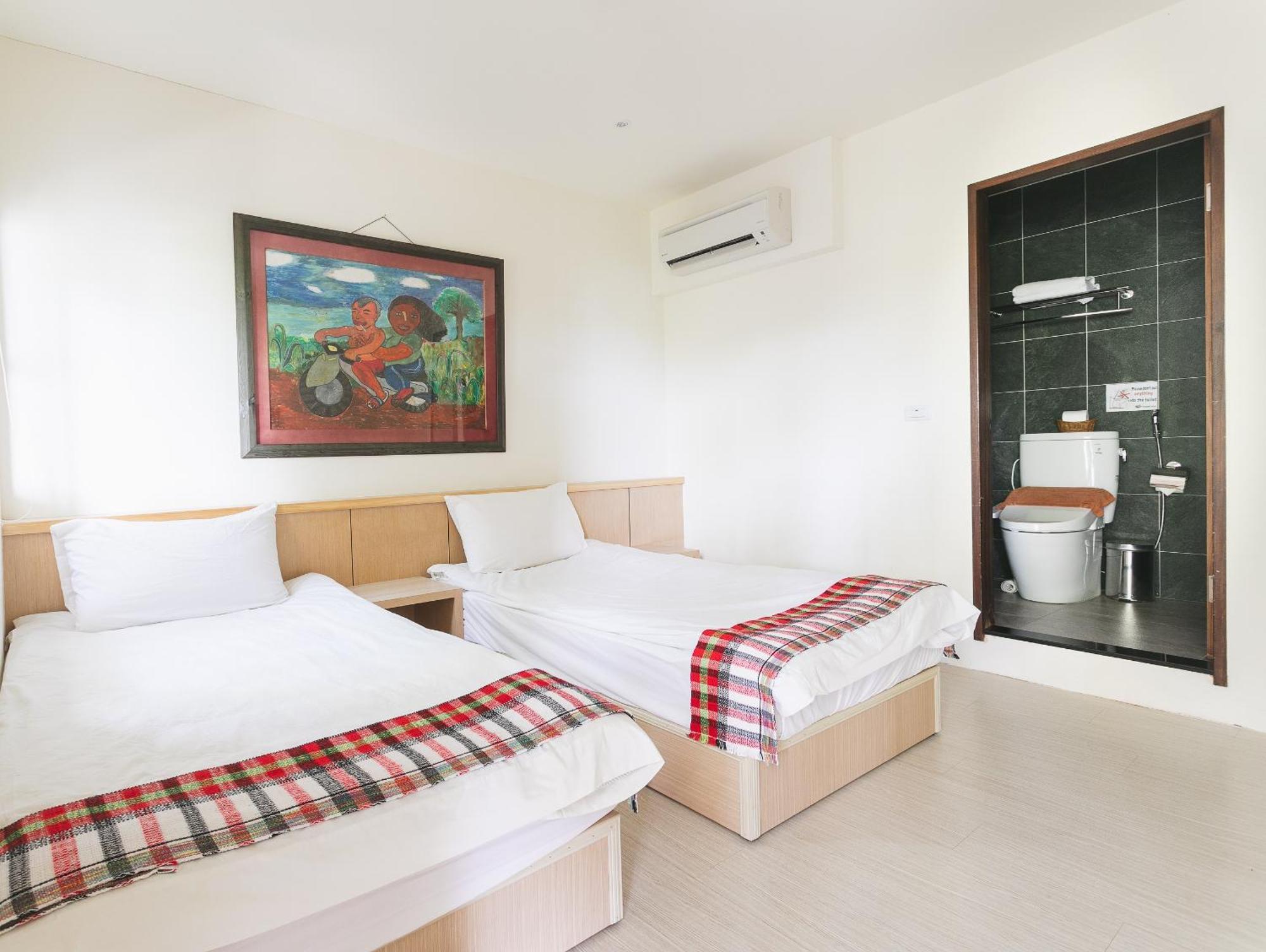Tropical Low Boundary B&B Тонхэ Экстерьер фото