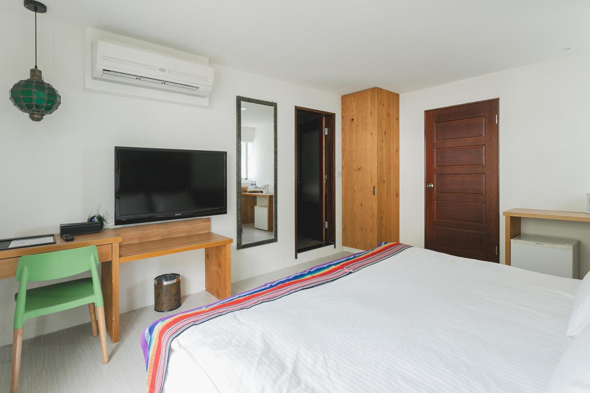 Tropical Low Boundary B&B Тонхэ Экстерьер фото