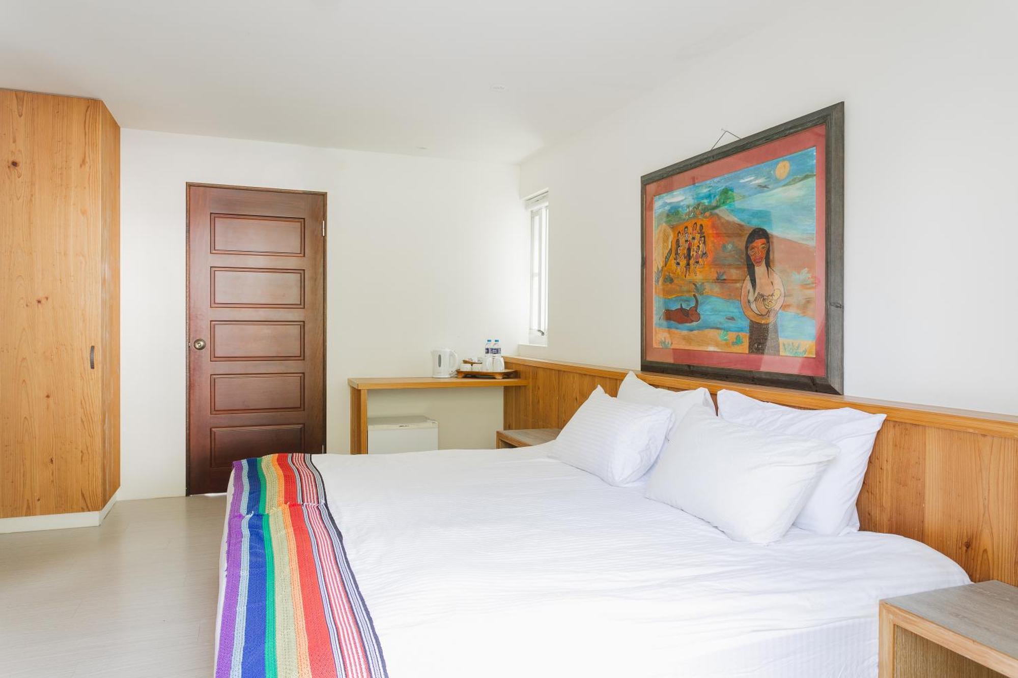Tropical Low Boundary B&B Тонхэ Экстерьер фото